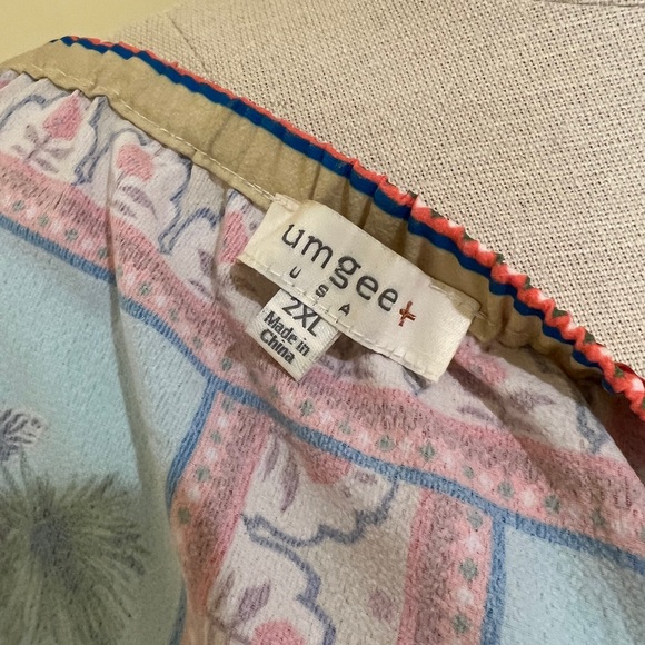 Off the shoulder top Size 2X - Picture 4 of 4